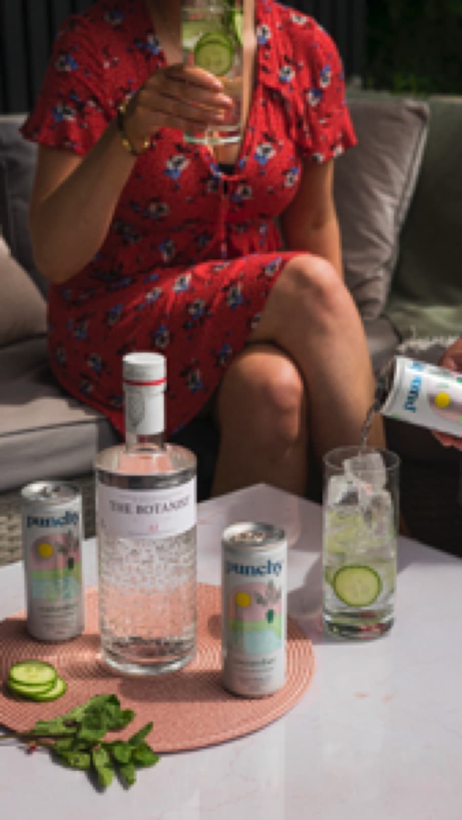 The Botanist gin serve